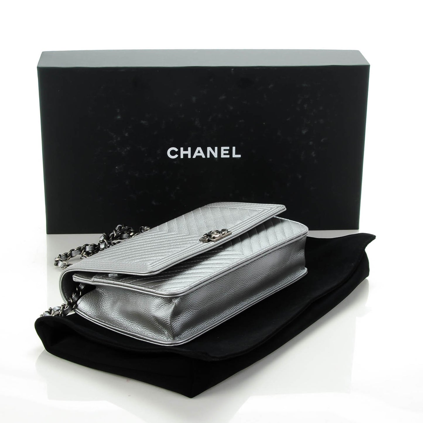 Caviar Chevron Quilted Boy Wallet On Chain WOC Silver