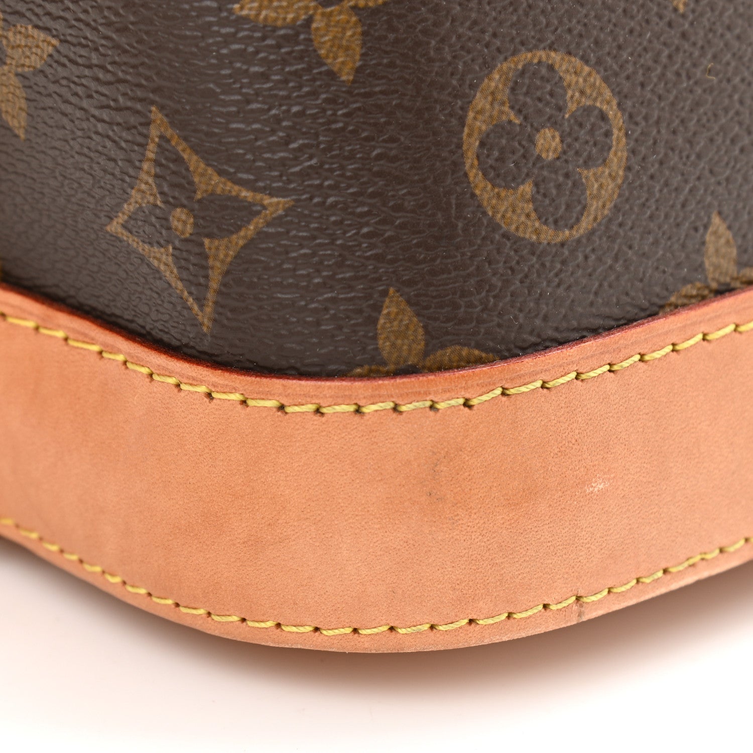 Louis Vuitton Monogram Alma PM 12 of 14