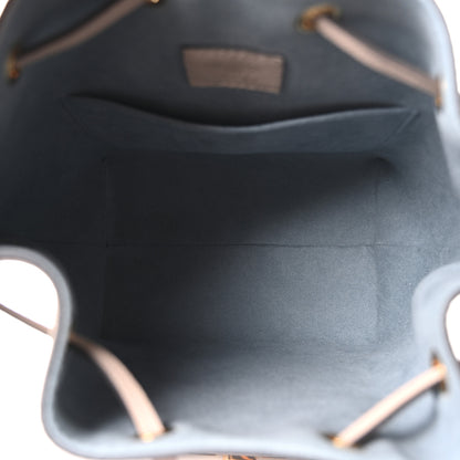 Louis Vuitton Calfskin Lockme Bucket MM Greige 5 of 9