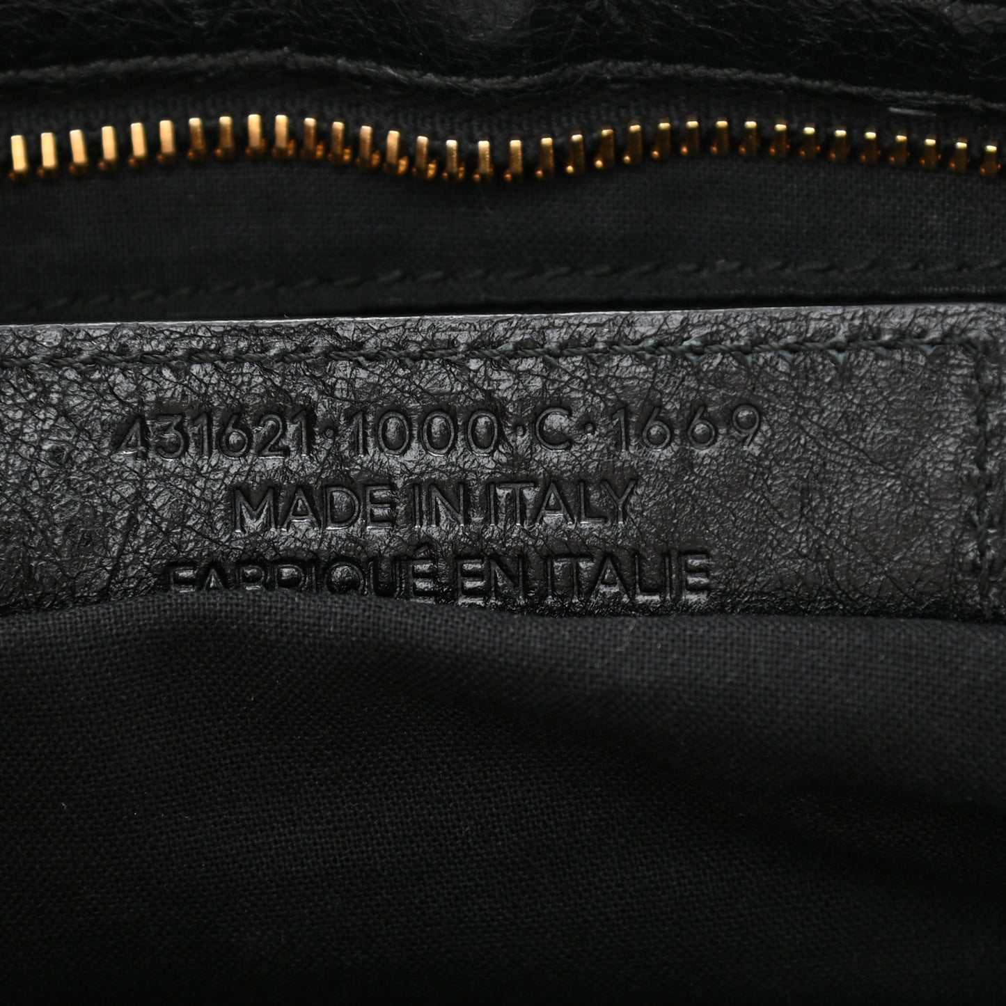 Agneau Classic Gold Hardware S City Black