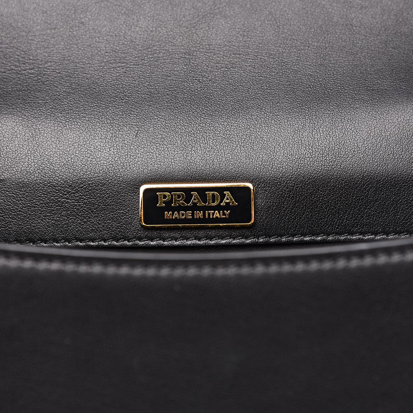 City Calfskin Pionniere Saddle Bag Black White
