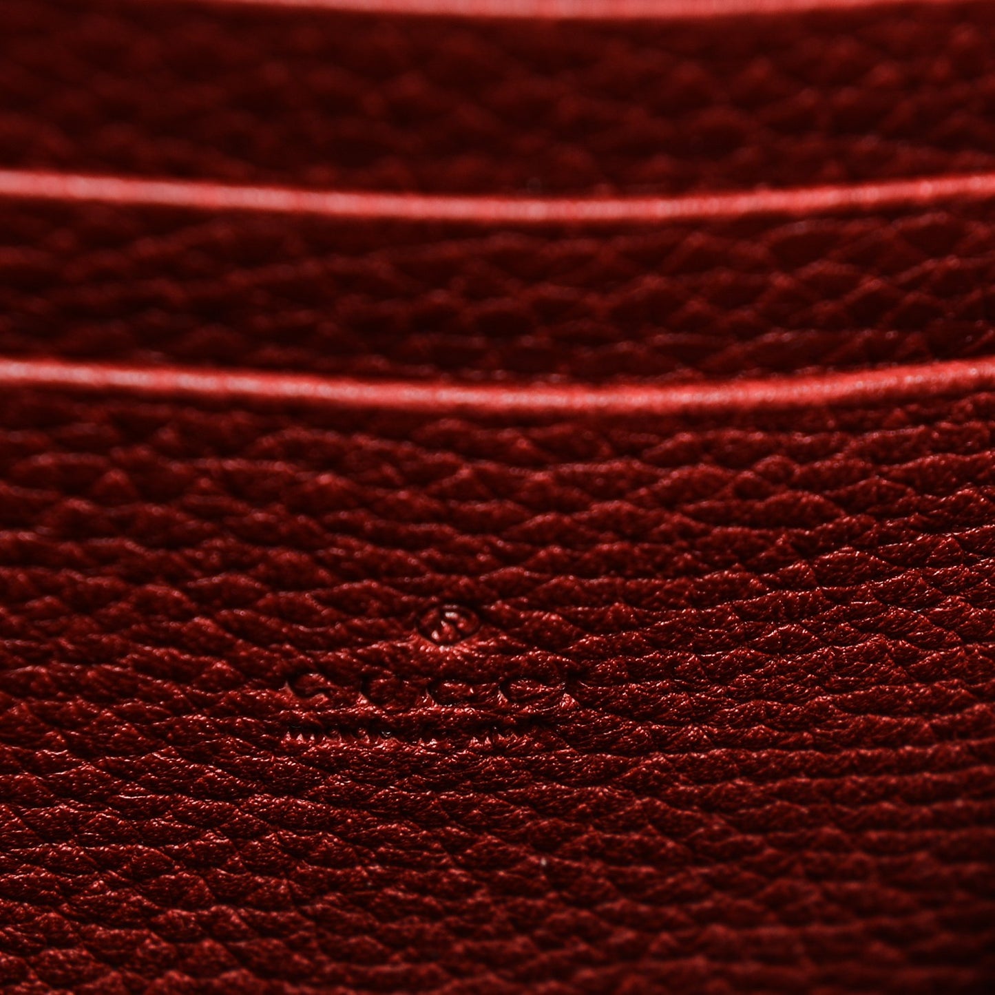 Calfskin GG Marmont Chain Wallet Vulcanic Red