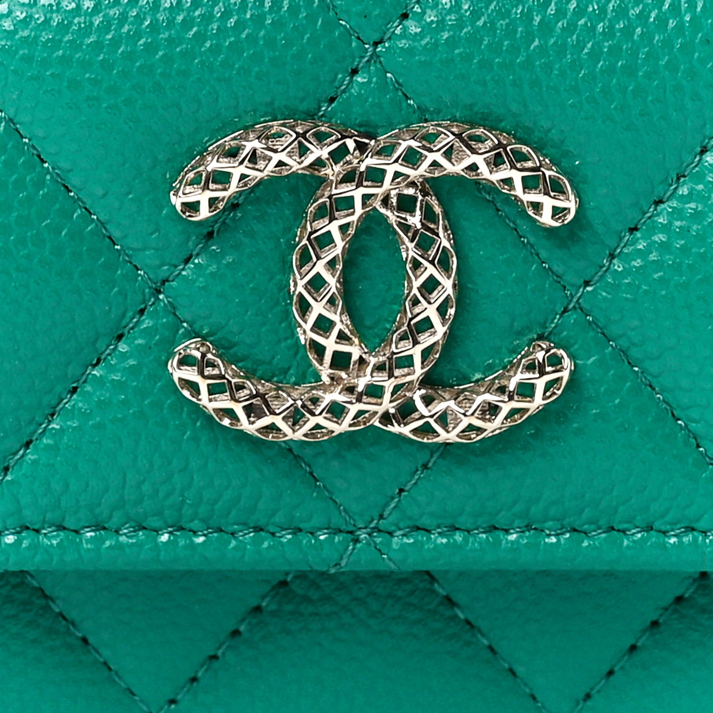 Caviar Metal Perforated Quilted Small CC Flap Wallet Green