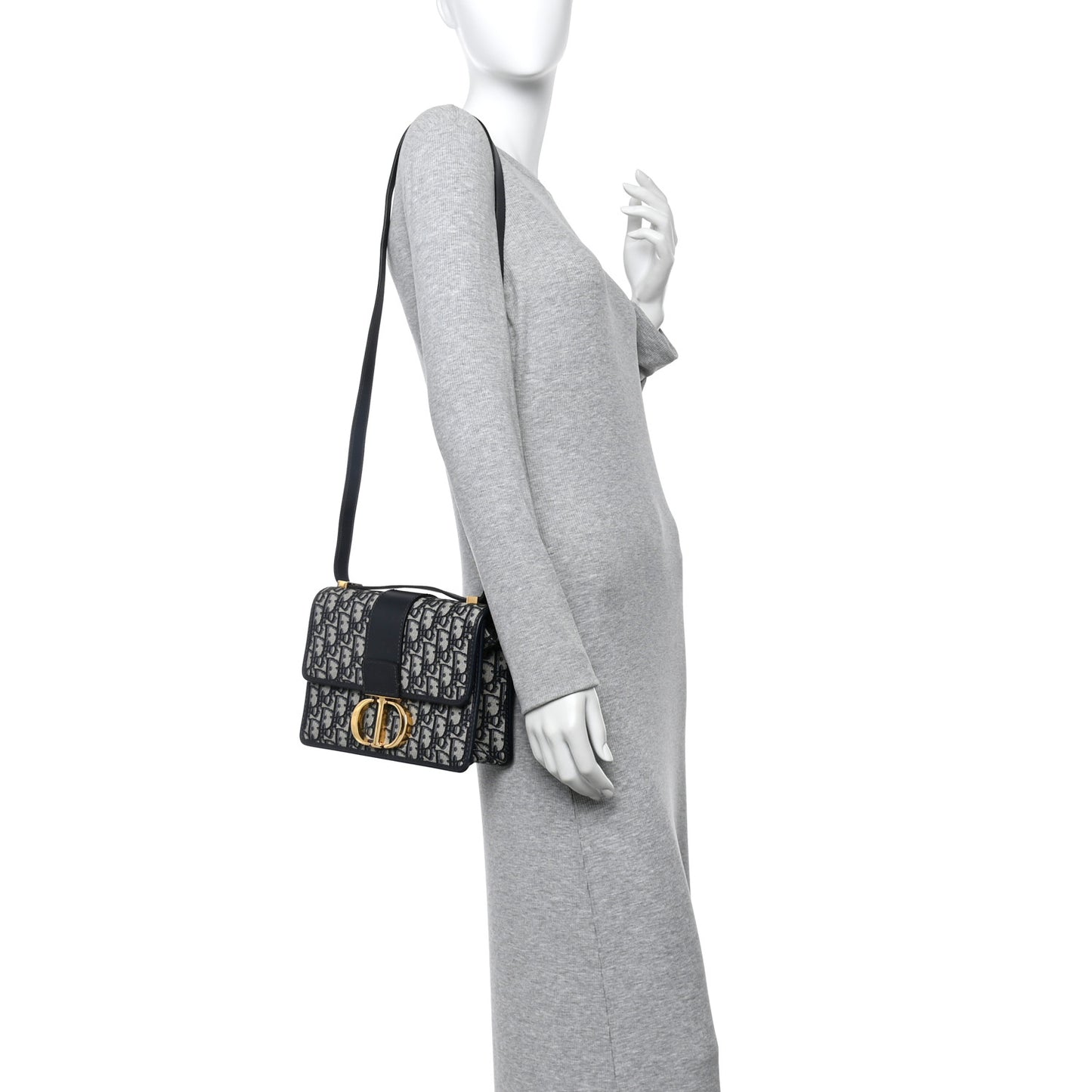 Oblique 30 Montaigne Flap Bag Blue