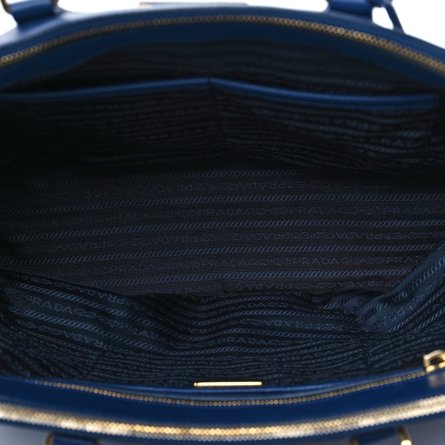 Saffiano Large Galleria Double Zip Tote Bluette