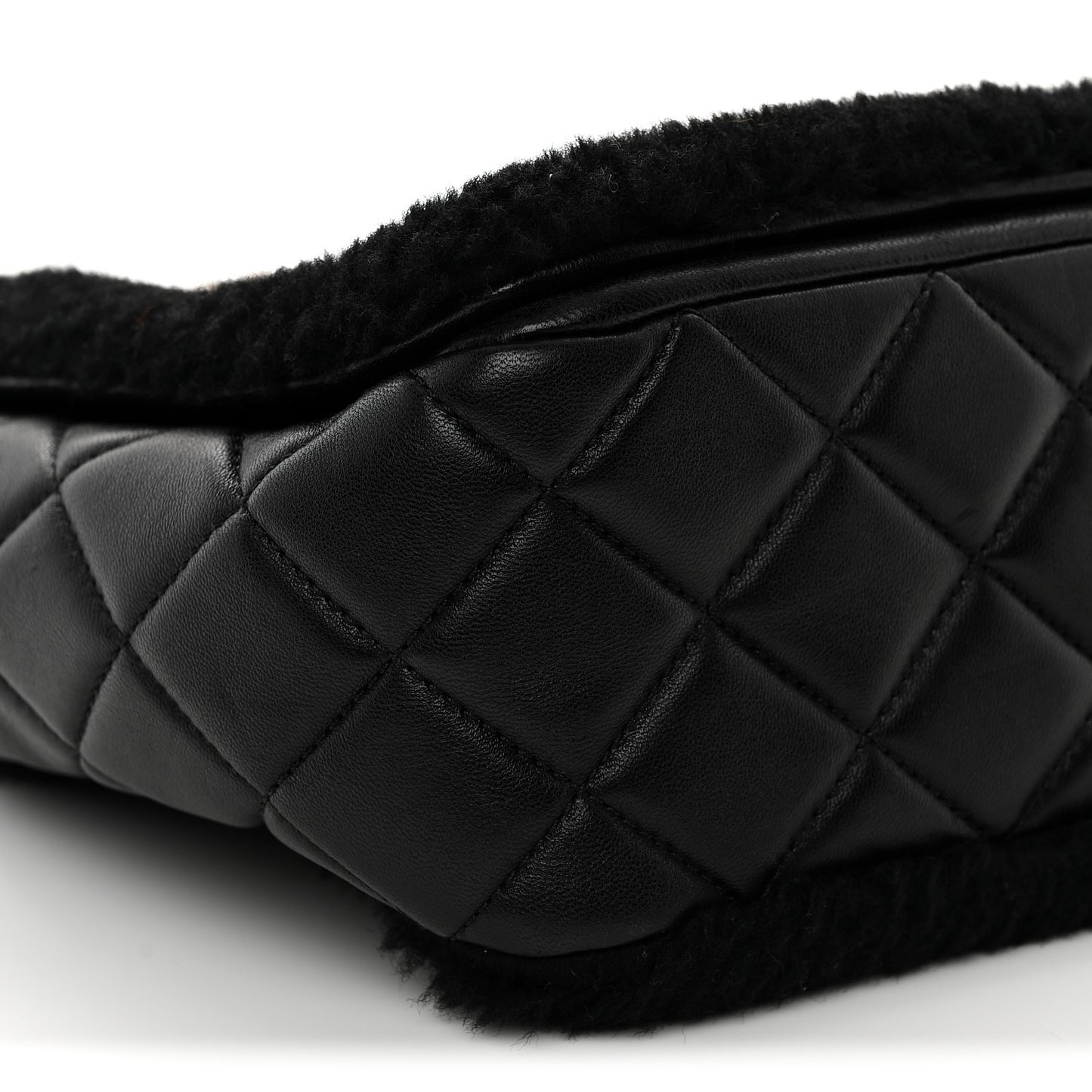 Shearling Lambskin Jumbo Chanel 100% Flap Black
