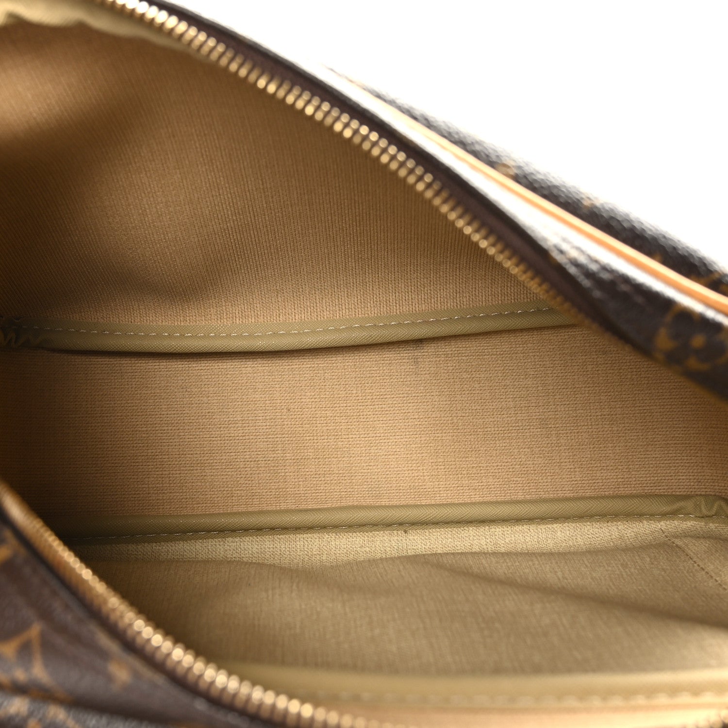 Louis Vuitton Monogram Reporter PM 6 of 12