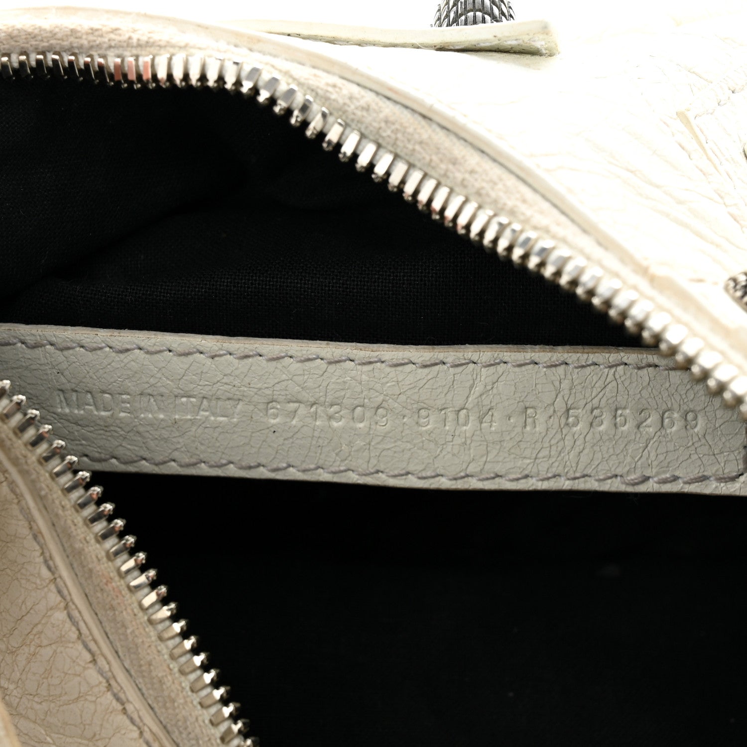 Balenciaga Agneau Arena Le Cagole Shoulder Bag XS Optic White 7 of 14