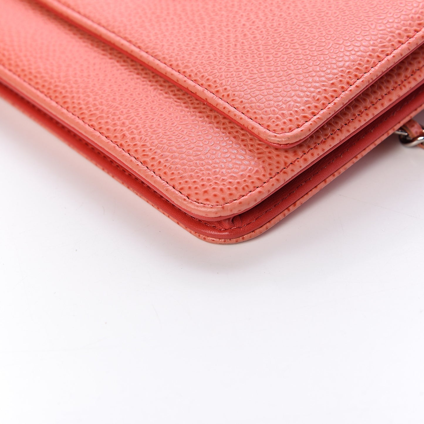 Caviar Timeless CC Wallet On Chain WOC Light Red