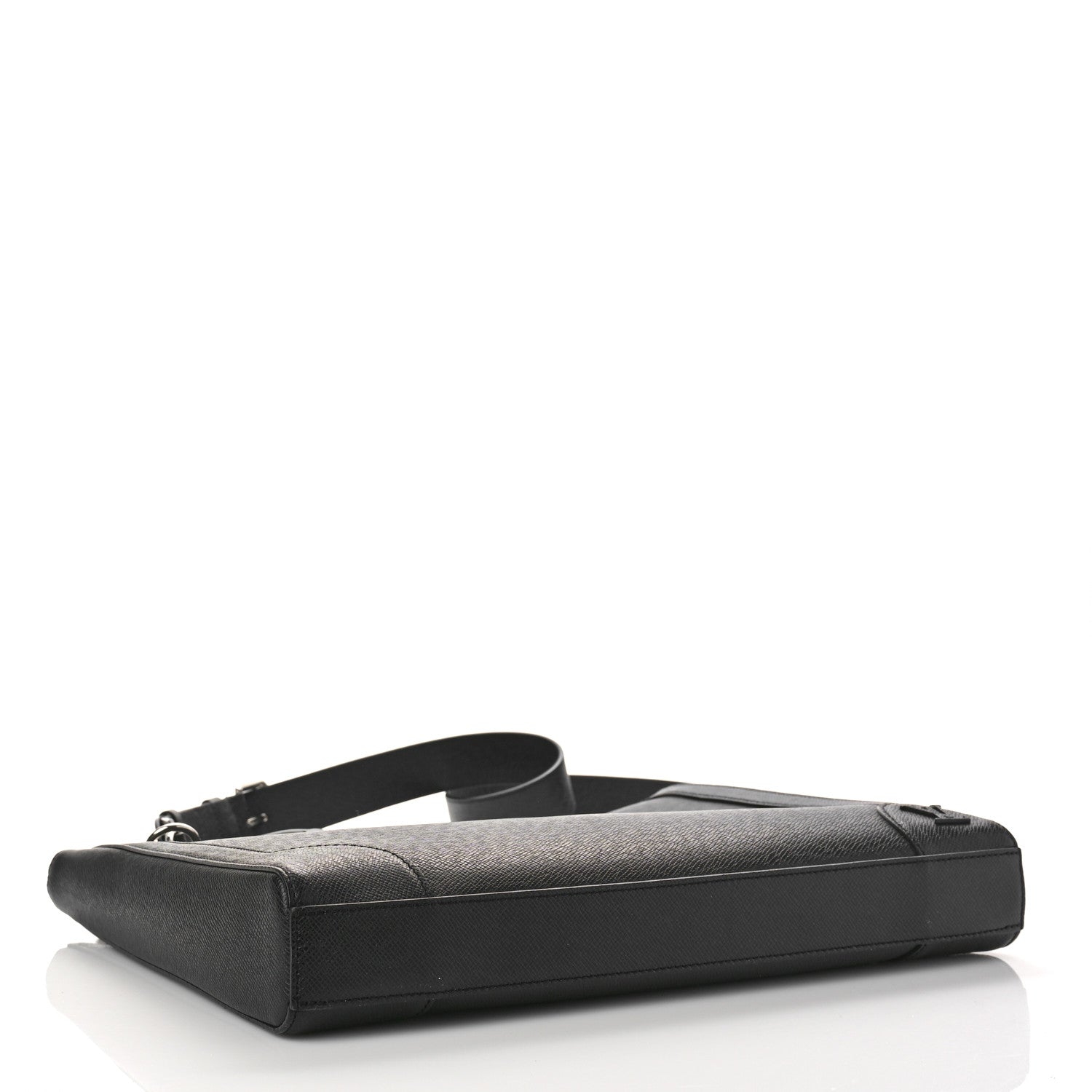 Louis Vuitton Taiga Slim Briefcase Black 4 of 8