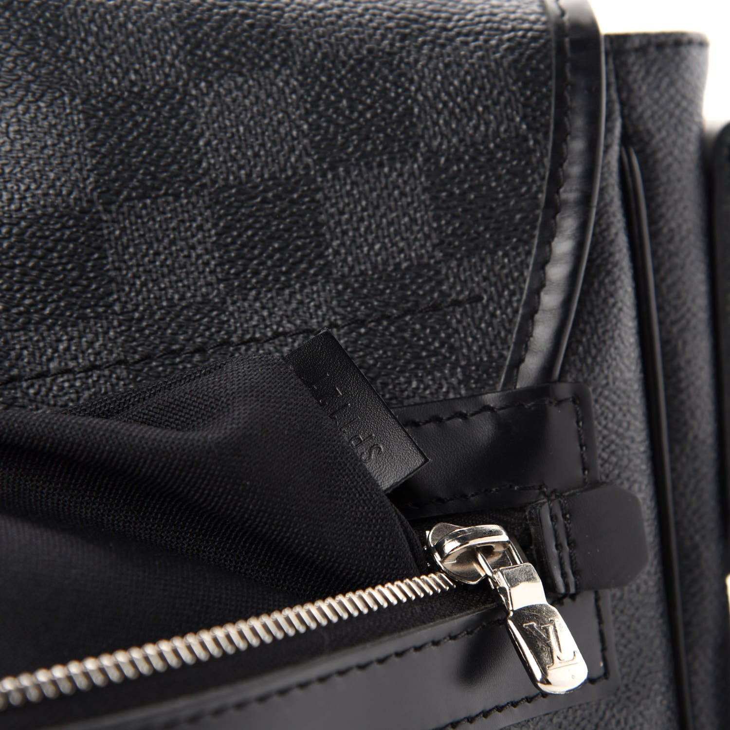 Louis Vuitton Damier Graphite Daniel MM 9 of 10