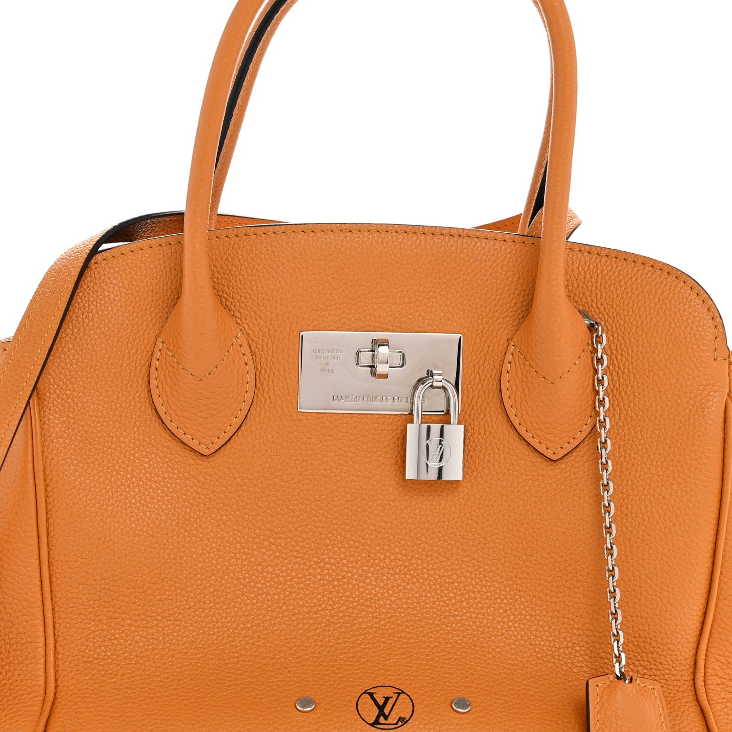 Louis Vuitton Veau Nuage Milla PM Safran 8 of 14
