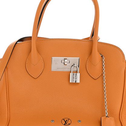 Louis Vuitton Veau Nuage Milla PM Safran 8 of 14