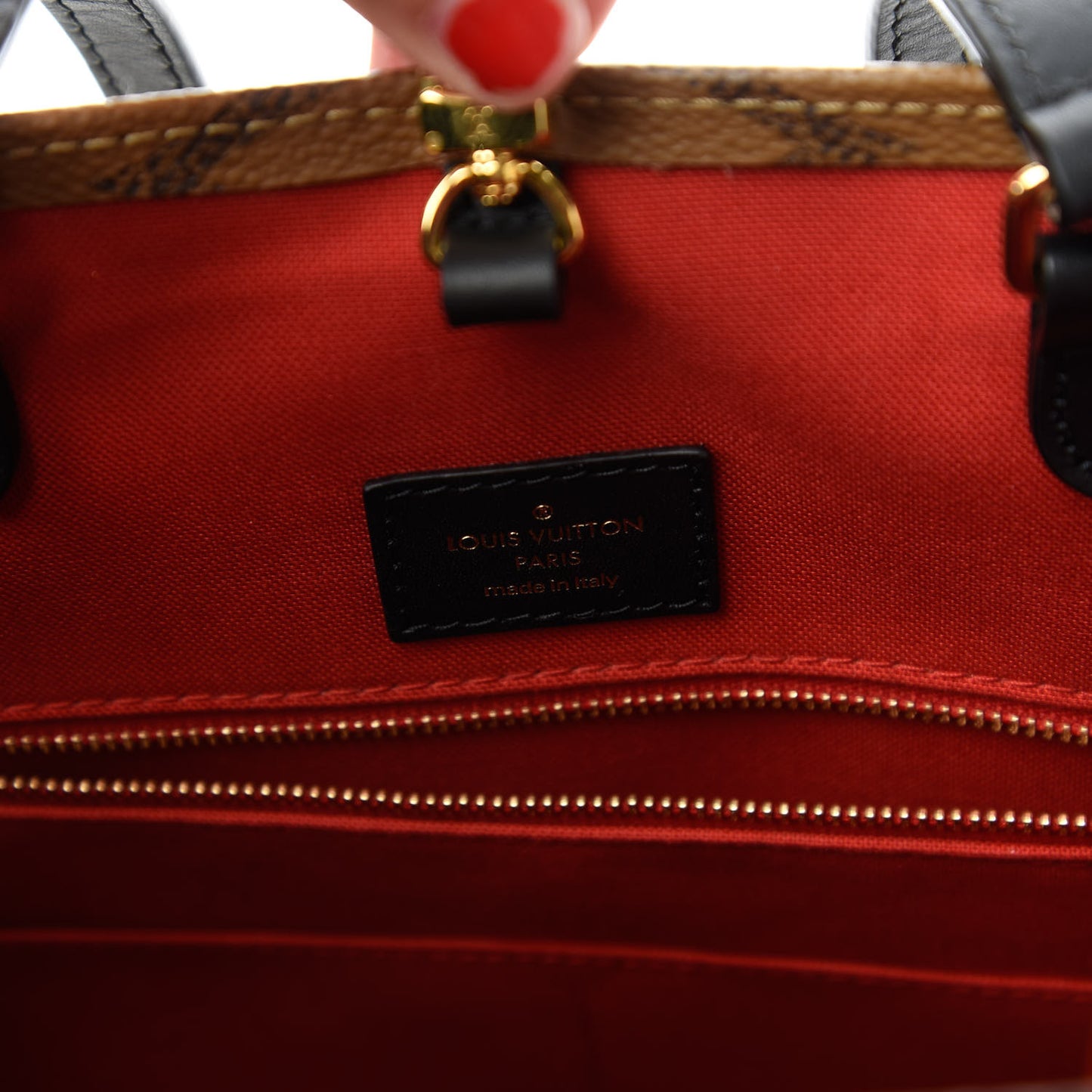 Reverse Monogram Giant Onthego MM