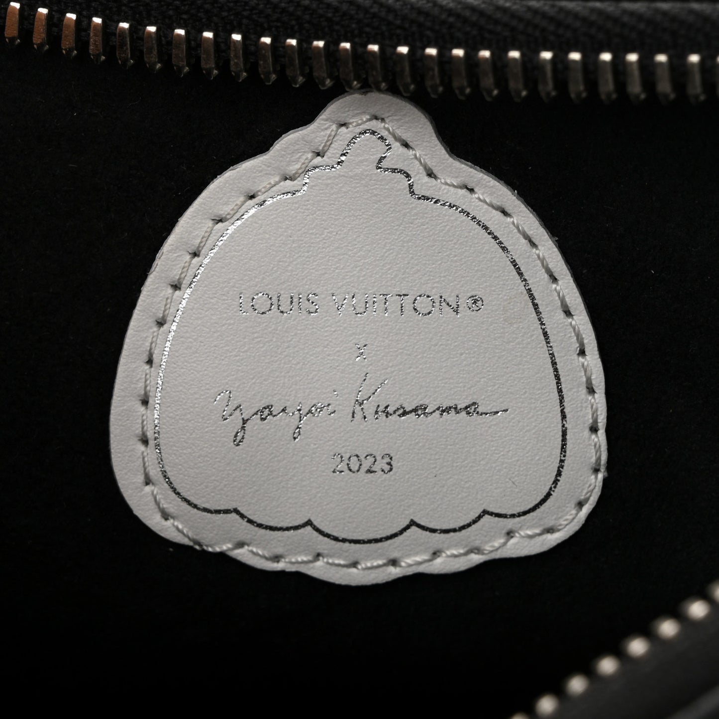 LV X YK Empreinte Easy Pouch On Strap Black White