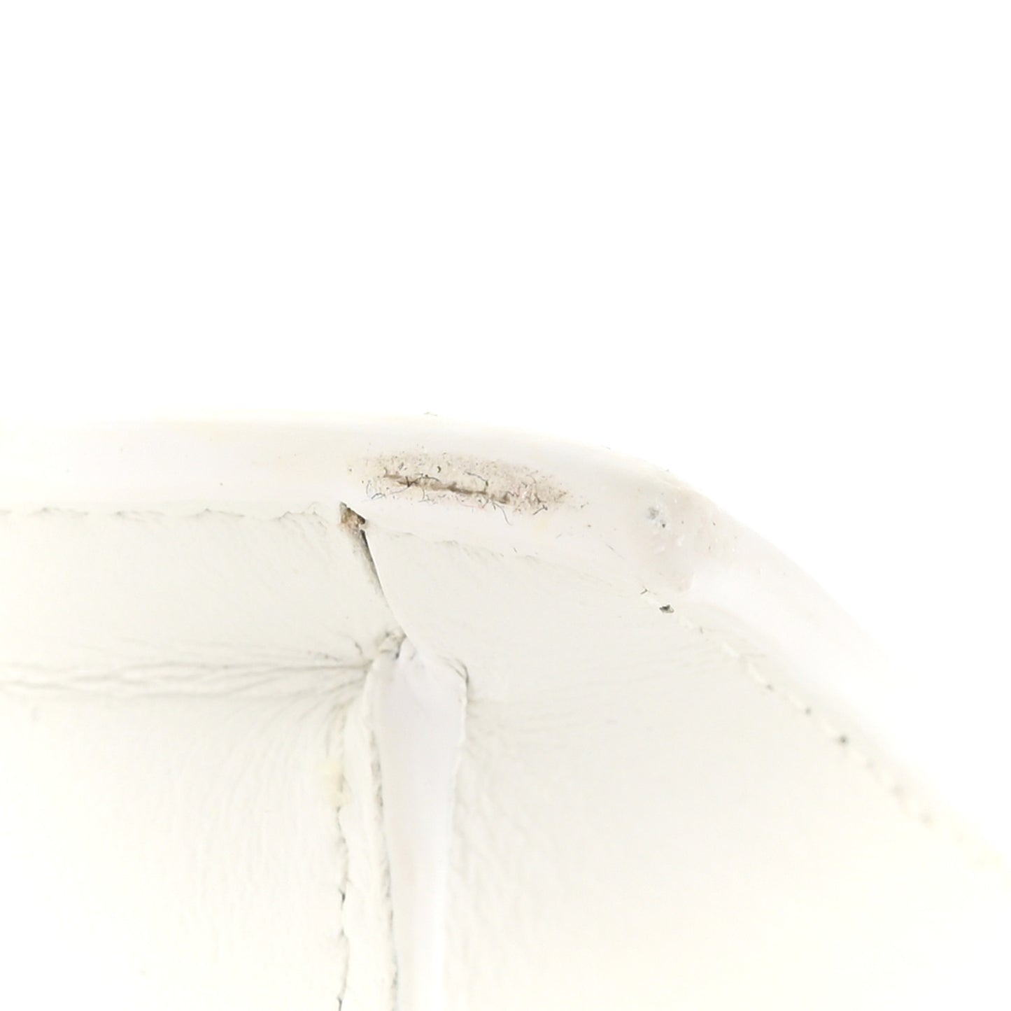 Smooth Calfskin Le Grand Chiquito White