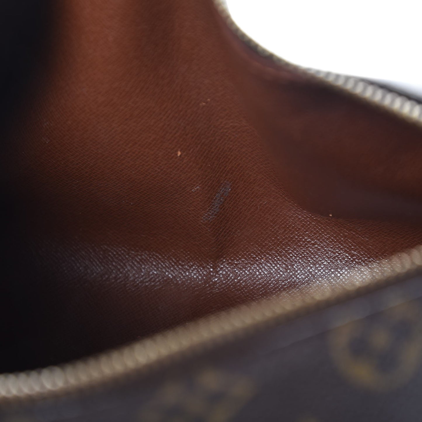 Monogram Papillon 26