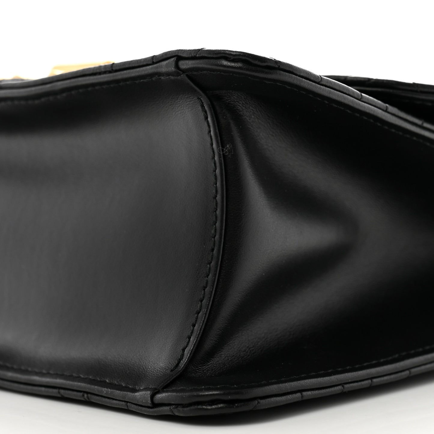 Calfskin Quilted Gancini Flap Bag Black