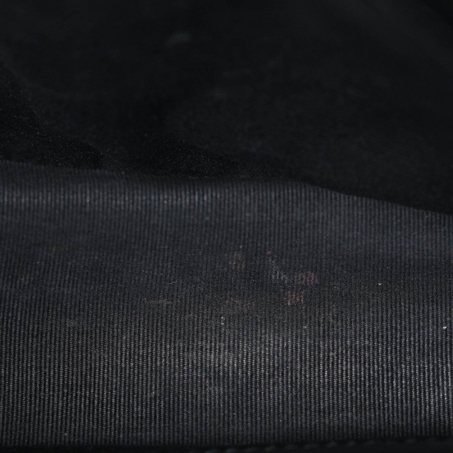 Saint Laurent Crinkled Calfskin Matelasse Monogram Baby Niki Chain Satchel Black 12 of 12