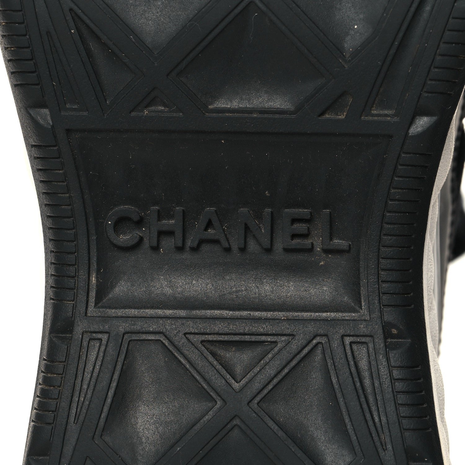 Chanel Velvet Calfskin Mixed Fibers CC Sneakers 37.5 Black 7 of 9