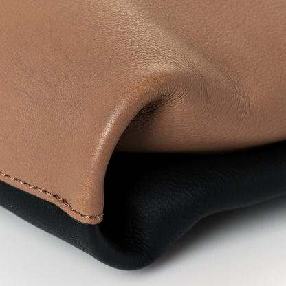 Burberry Calfskin Medium Grommet Hobo Light Camel Black 8 of 11