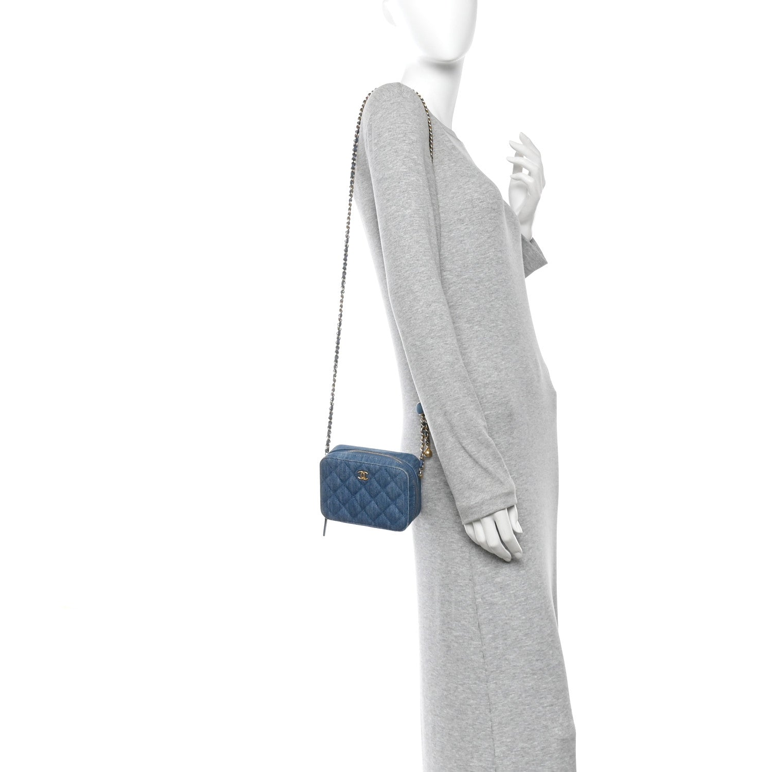 Chanel Denim Quilted CC Pearl Crush Camera Case Blue 1878889