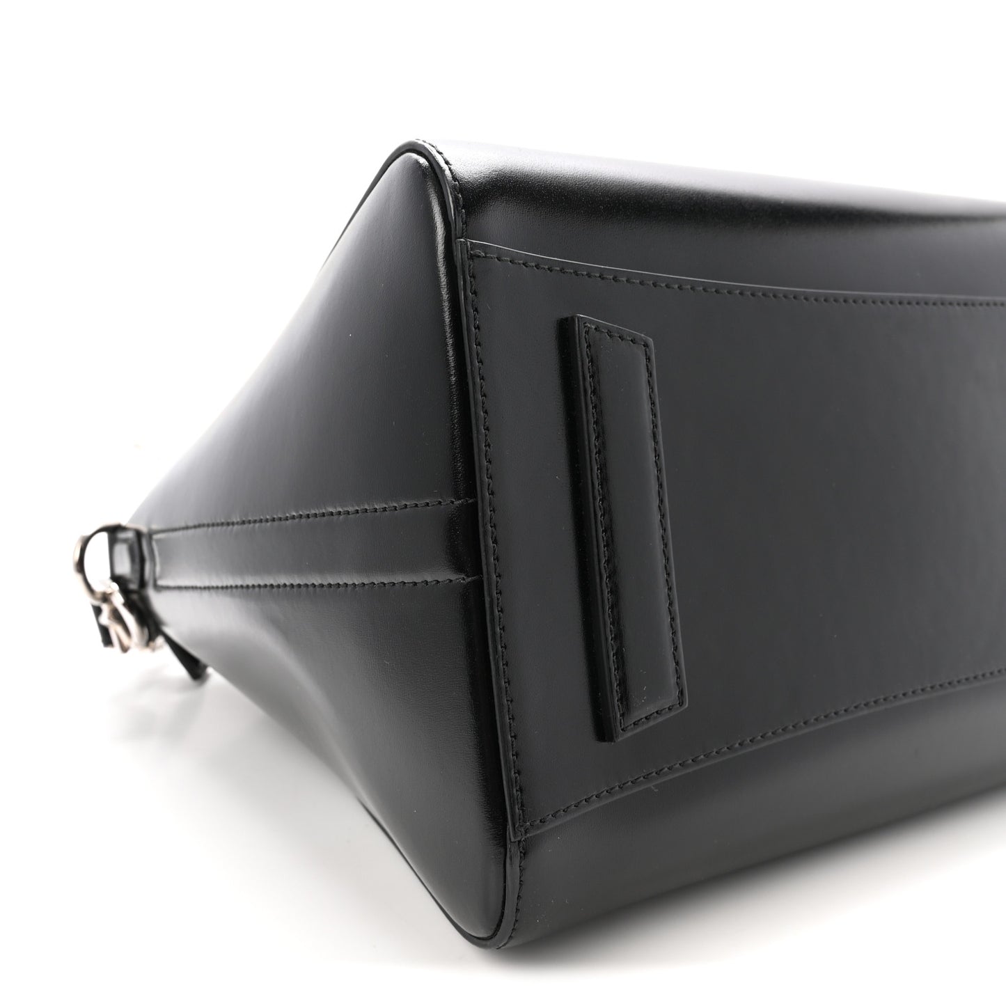 Shiny Lord Calfskin Medium Antigona Black
