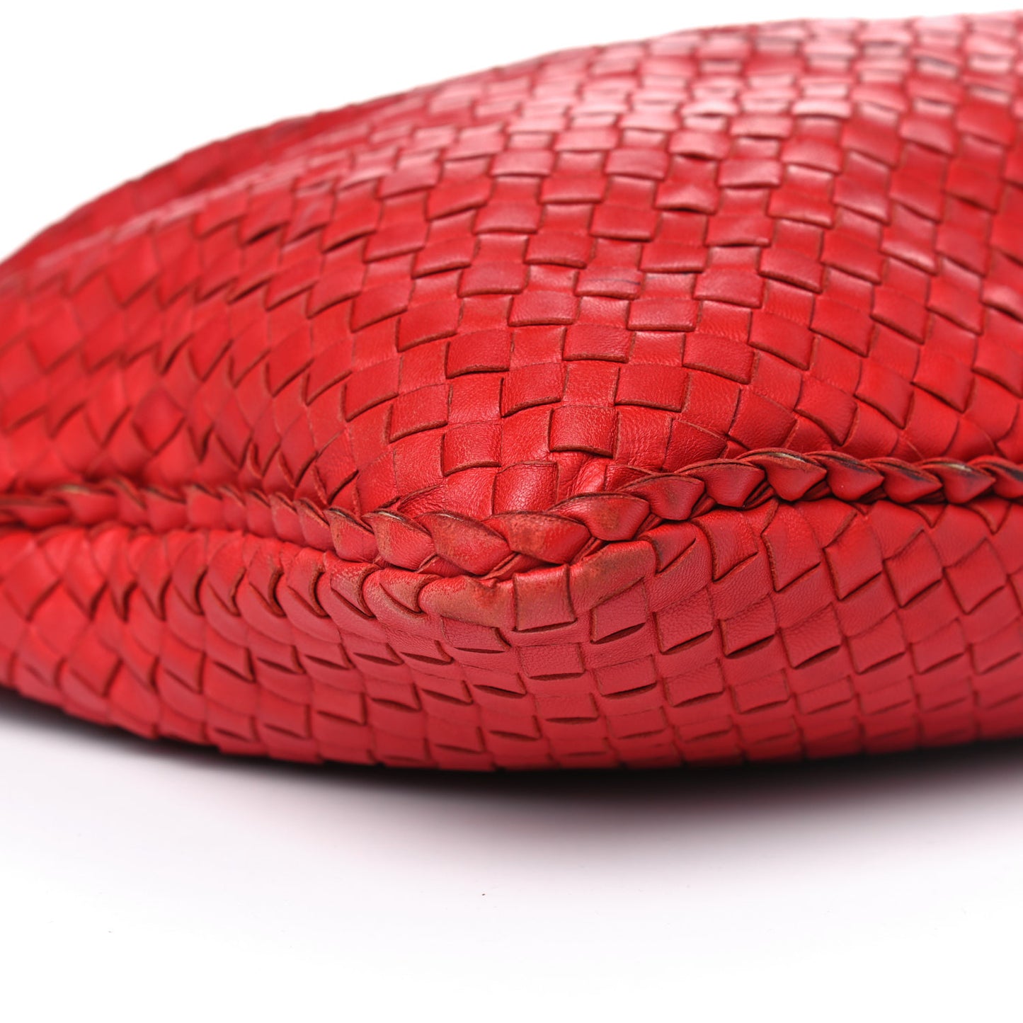 Nappa Intrecciato Medium Veneta Hobo Fever