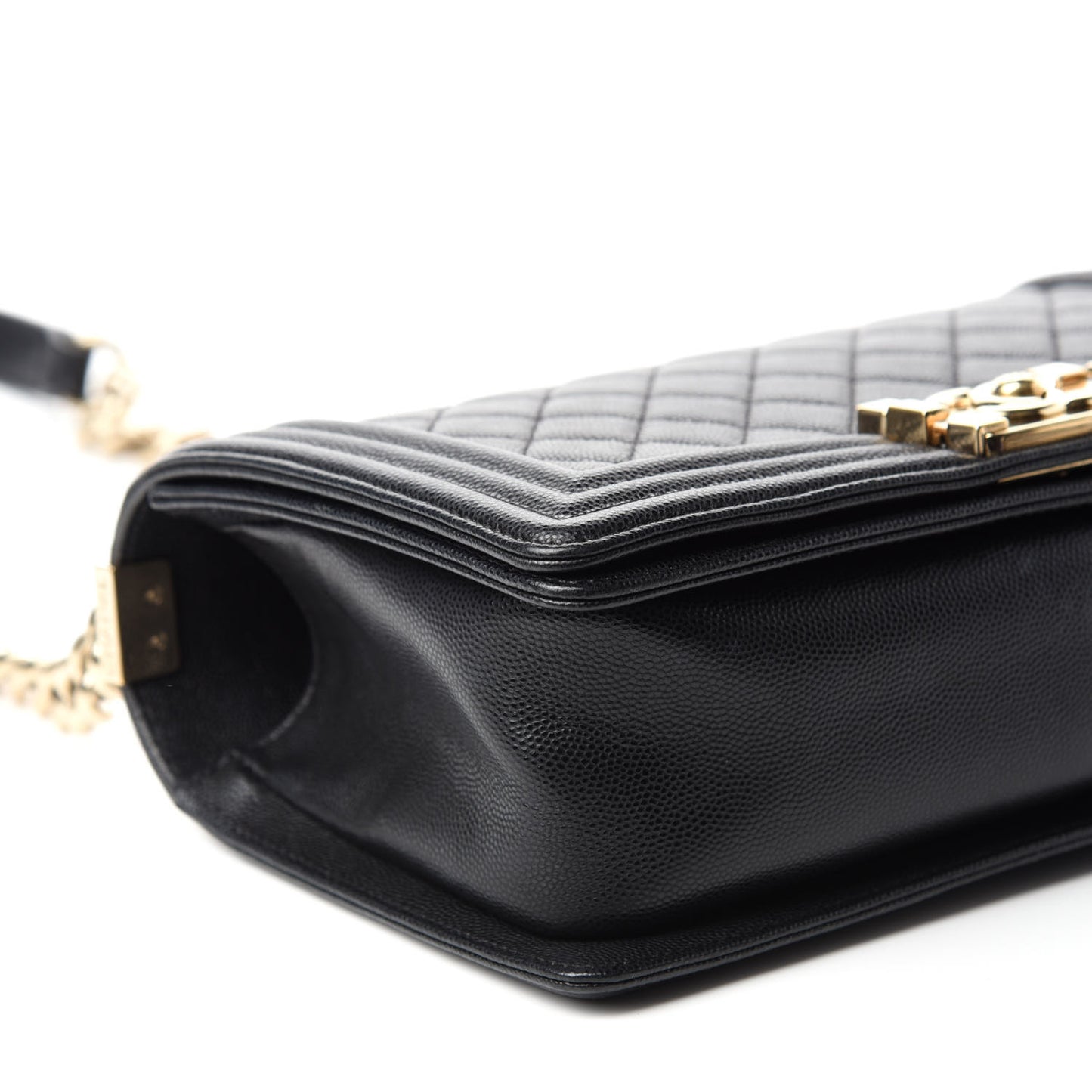 Caviar Quilted Medium Boy Flap Black