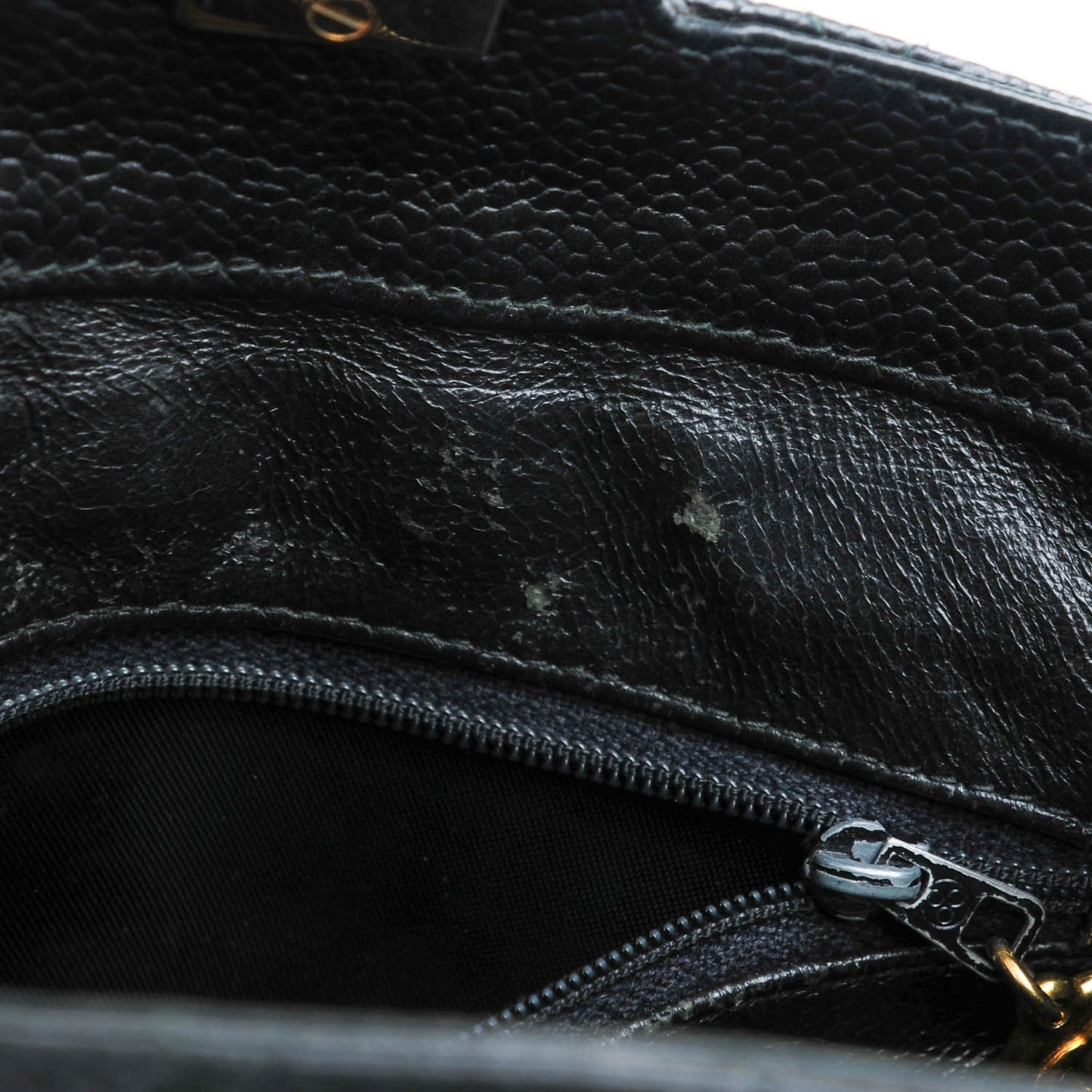 Caviar Quilted Shoulder Bag Black
