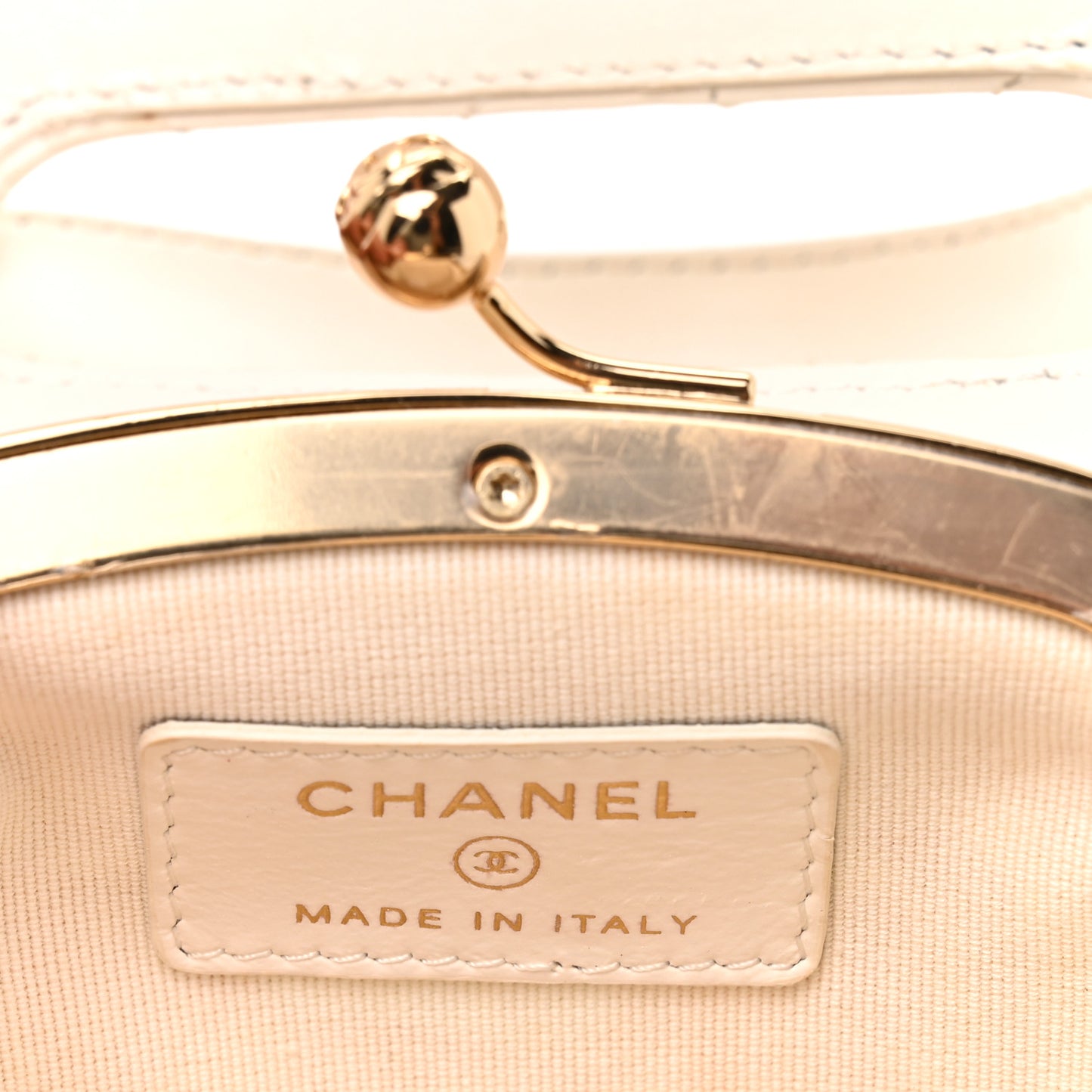Lambskin Quilted Kiss Lock Top Handle Flap Clutch With Chain White