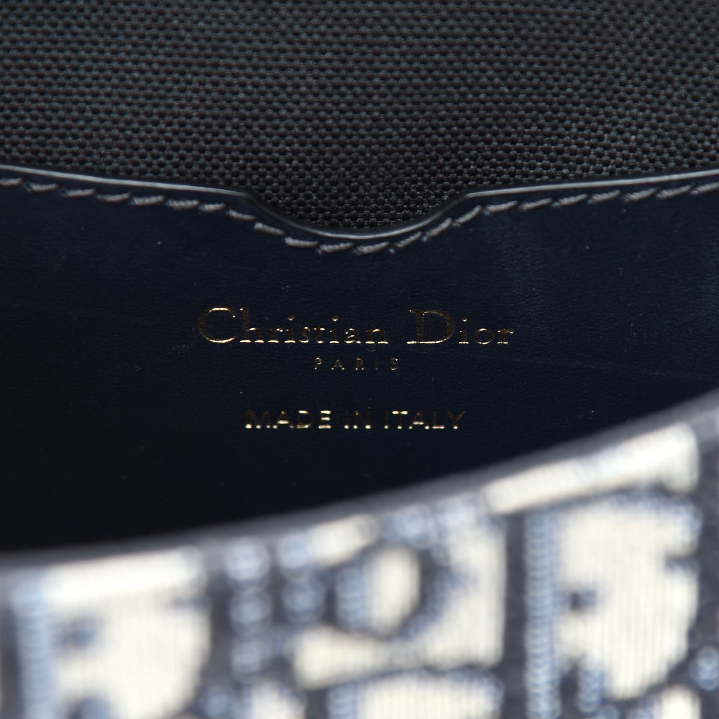 Oblique Medium Bobby Flap Blue
