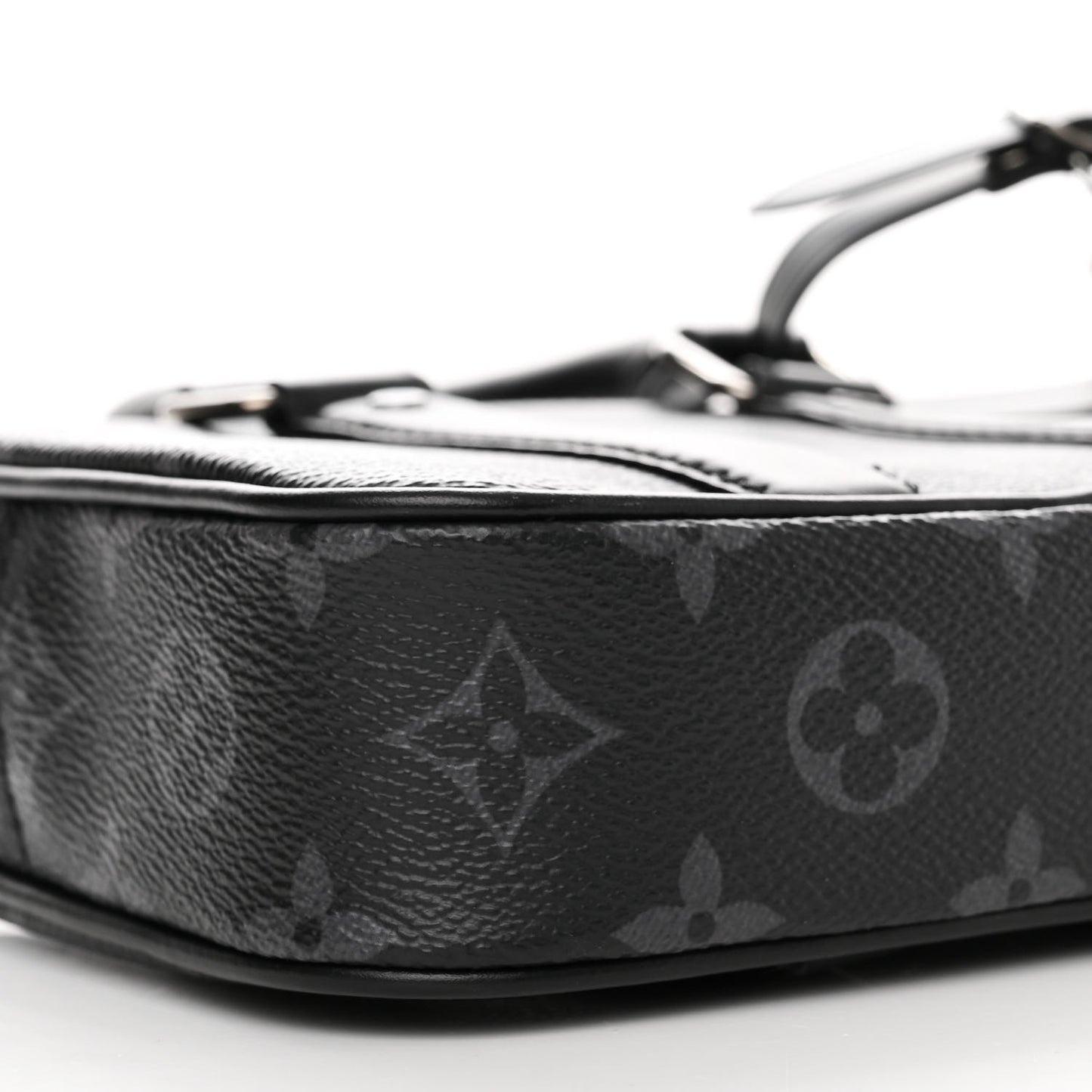 Monogram Eclipse Nano Porte Documents Voyage Black