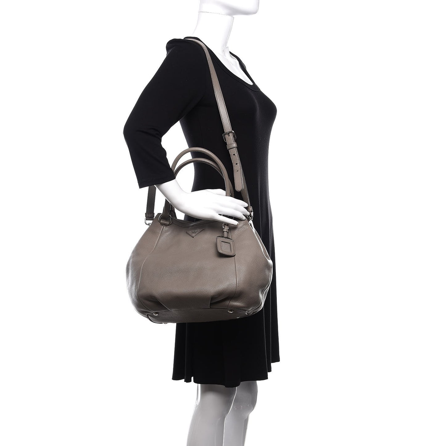 Vitello Daino Shoulder Bag Argilla