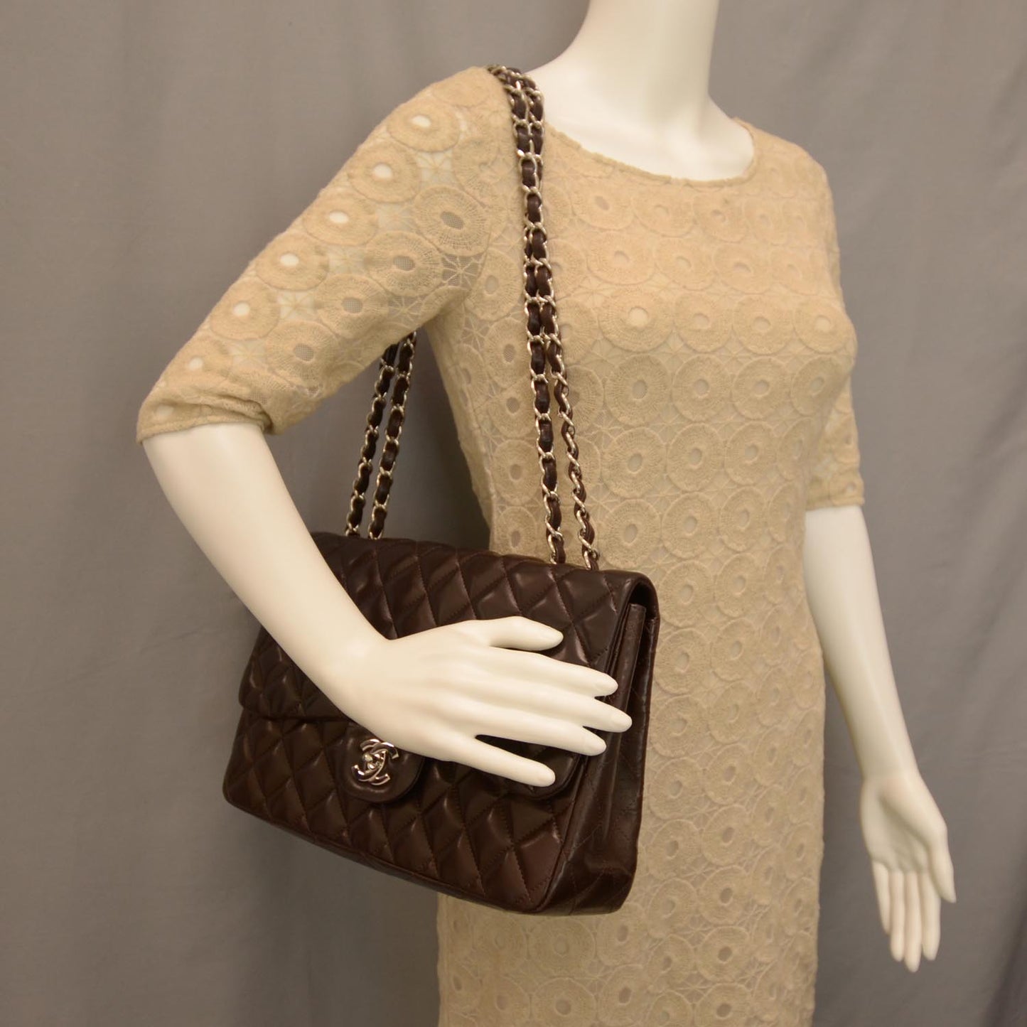 Lambskin Jumbo Single Flap Brown