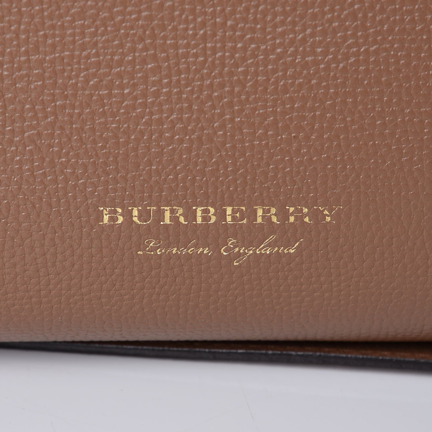 Burberry Derby Calfskin House Check Medium Camberley Dark Sand 6 of 15