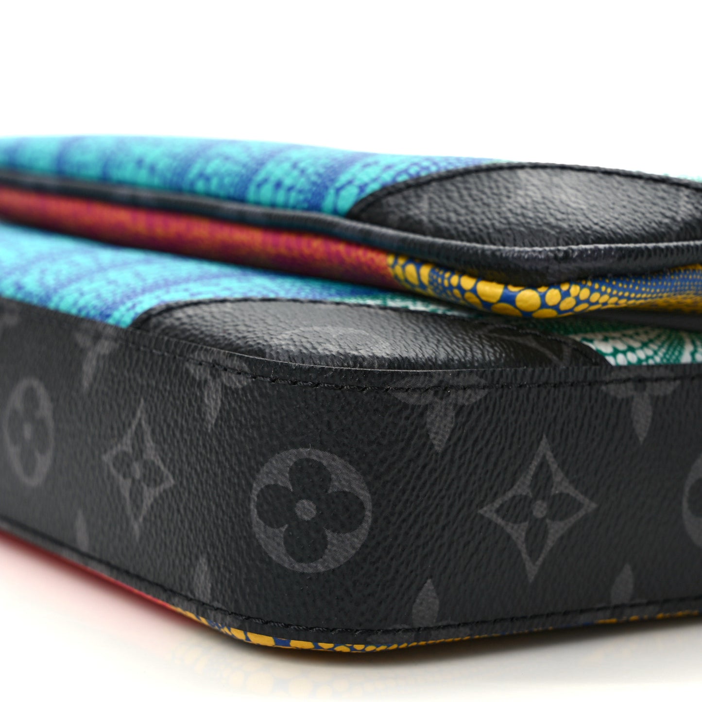 LV x YK Monogram Eclipse Reverse Pumpkin Trio Messenger