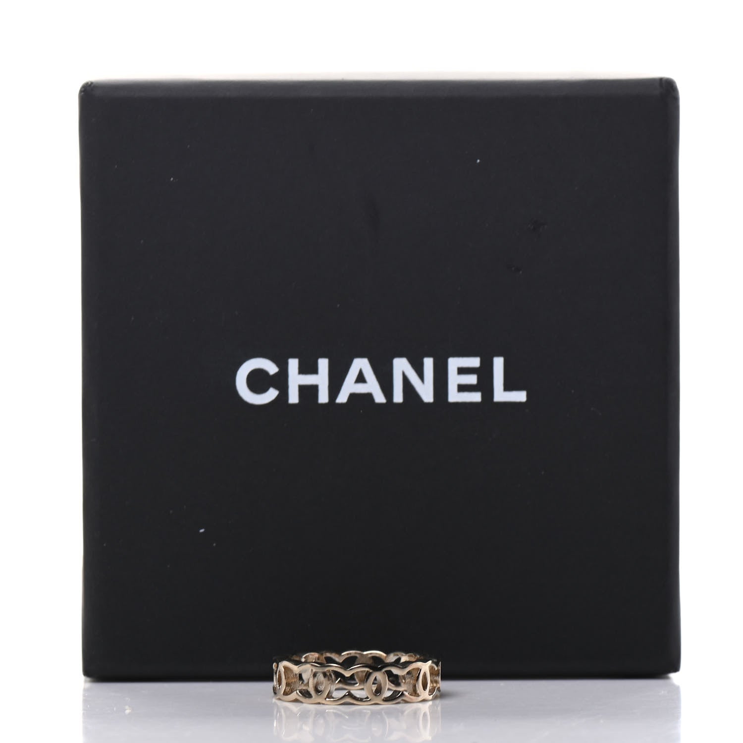 Chanel Metal Chain CC Ring 5 Gold 5 of 5
