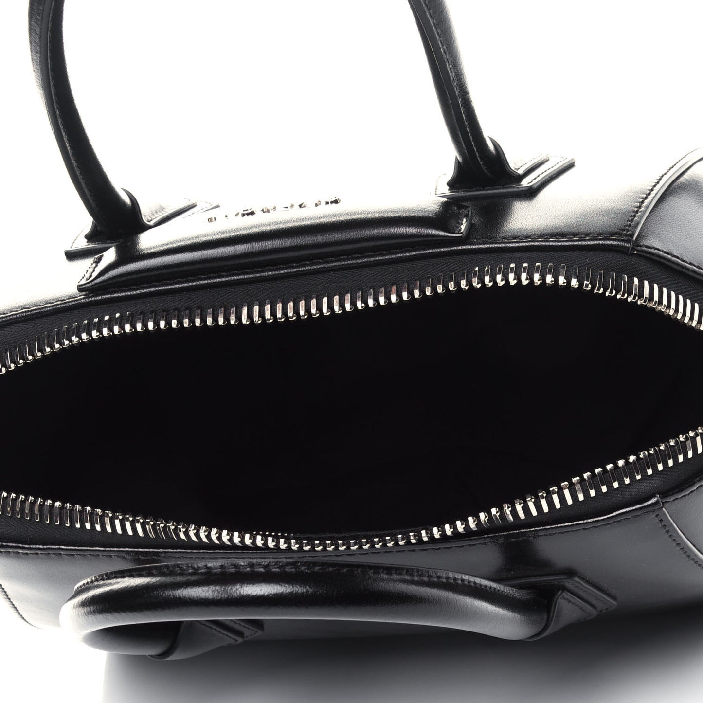 Shiny Lord Calfskin Small Antigona Black