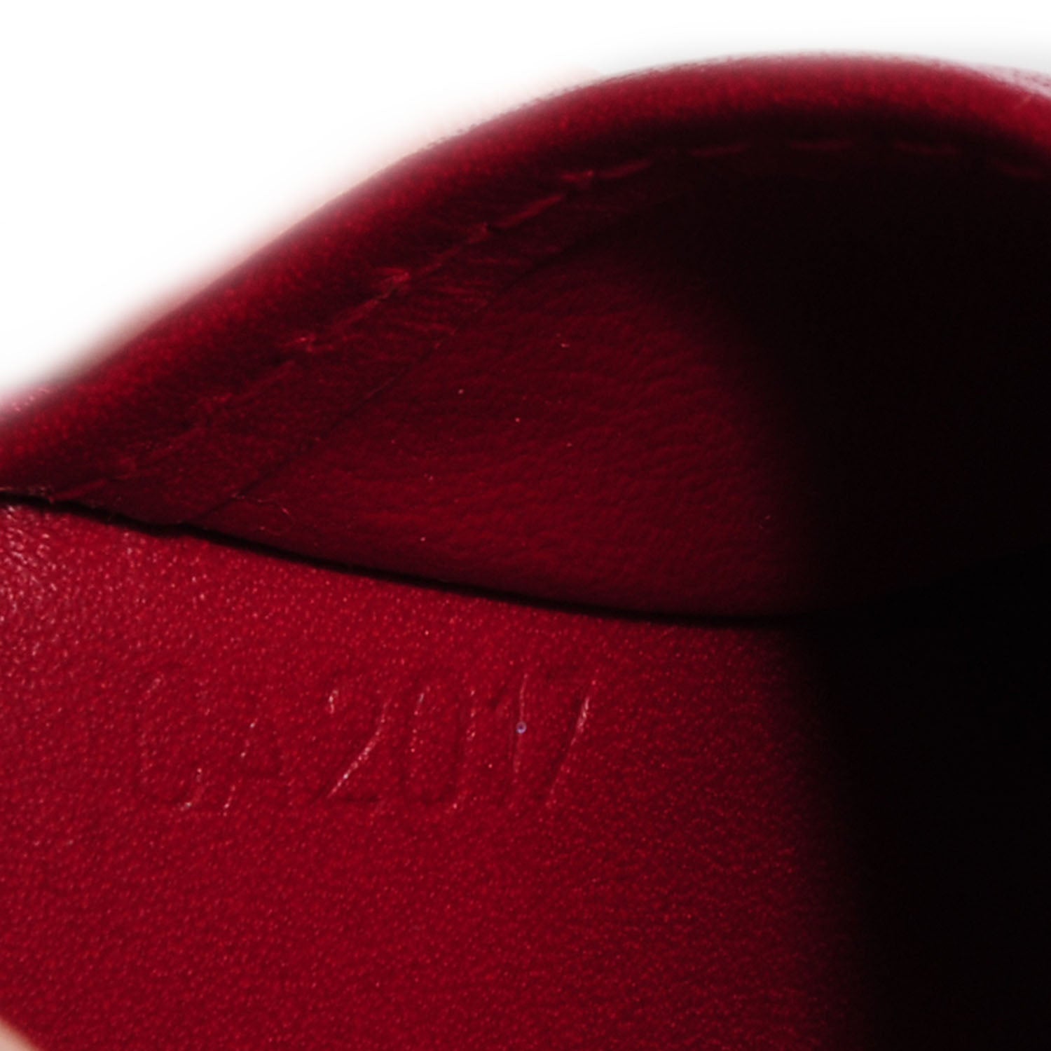 Louis Vuitton Vernis Small Ring Agenda Pomme D'Amour 7 of 7