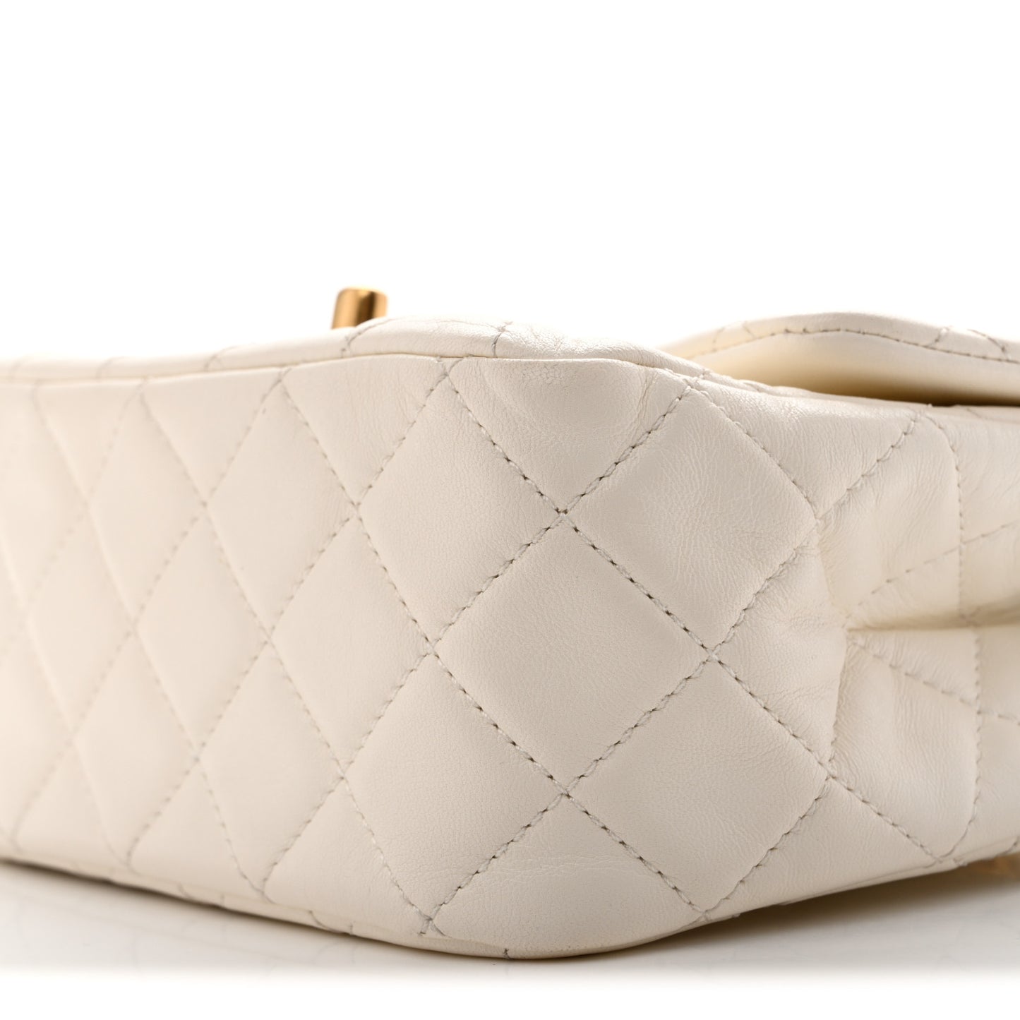 Lambskin Quilted Mini Pearl Crush Flap White