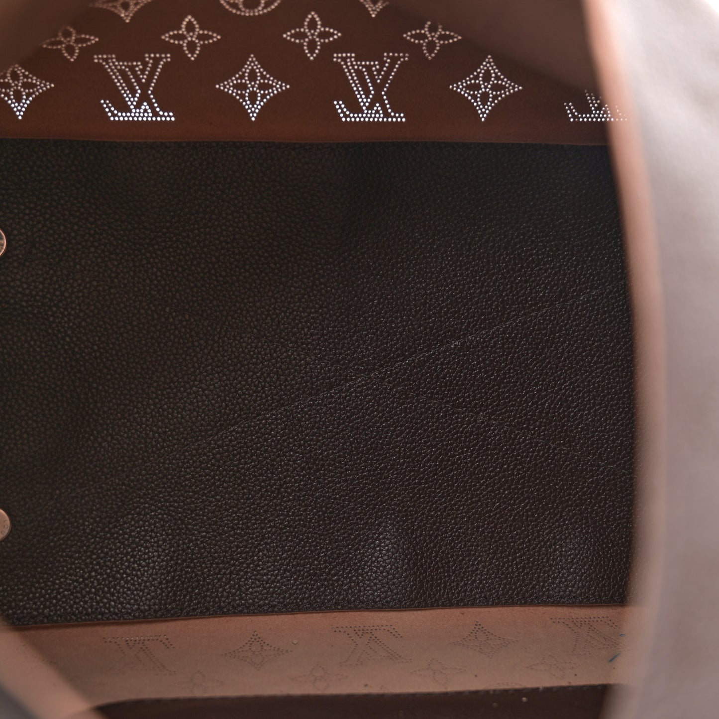 Mahina Carmel Hobo Chocolate