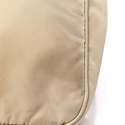 Prada Nylon Re-Edition 2005 Shoulder Bag Cammeo 14 of 16
