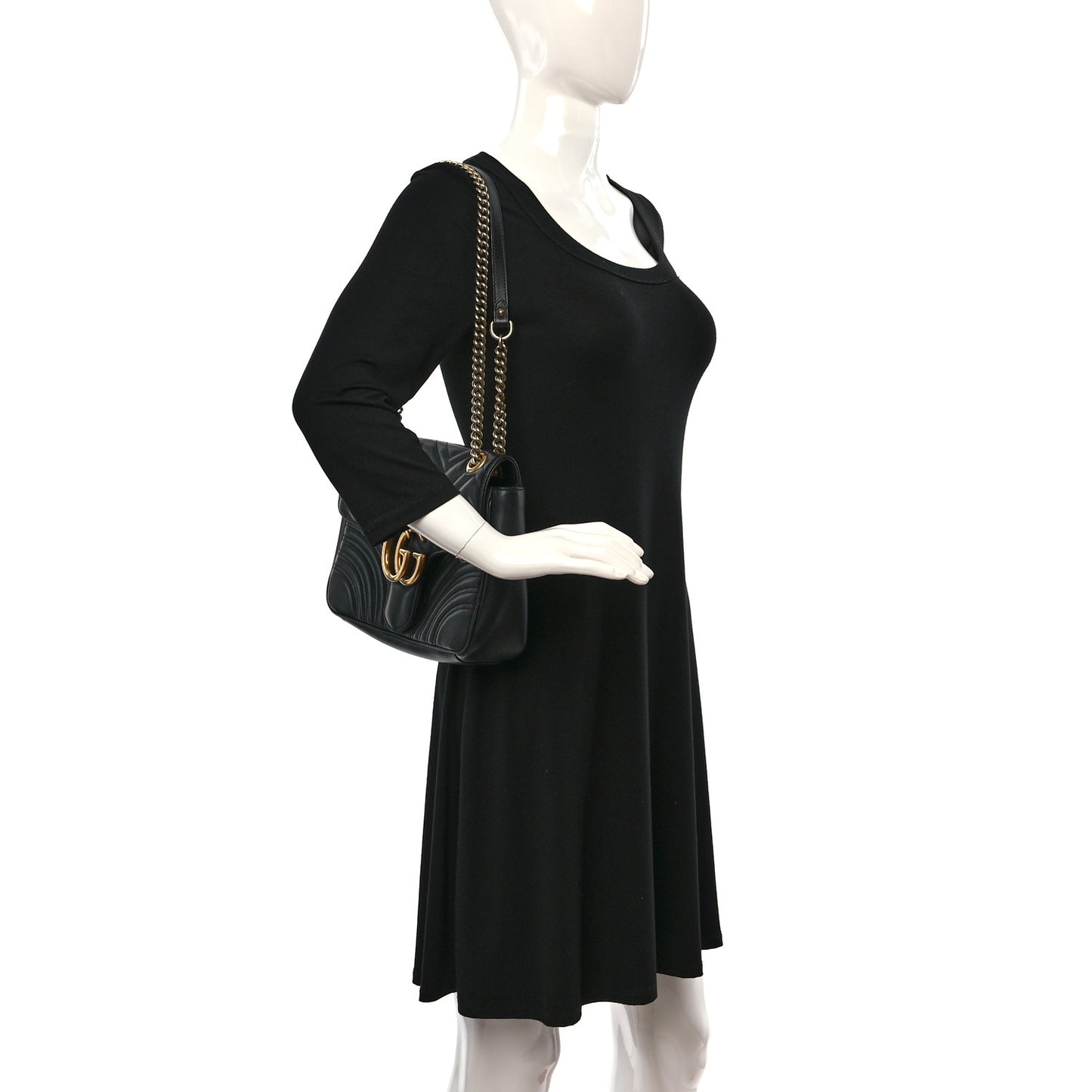 Calfskin Matelasse Medium GG Marmont Shoulder Bag Black