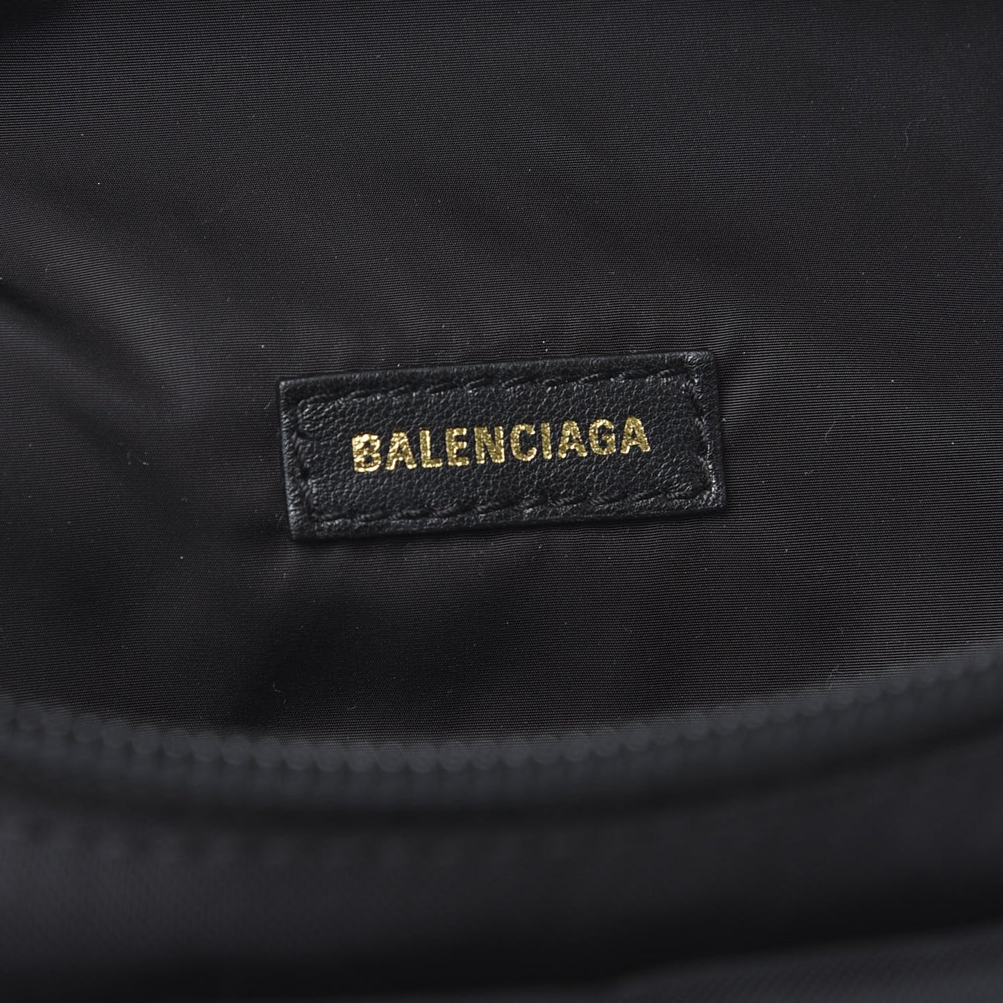 Sport Nylon Logo Embroidered Wheel Beltpack Black