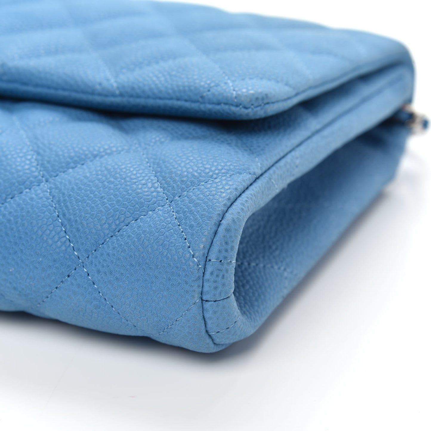 Iridescent Caviar Quilted Clutch With Chain Flap Blue
