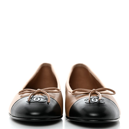 Chanel Lambskin Cap Toe Ballerina Flats 39 Beige Black 2 of 9