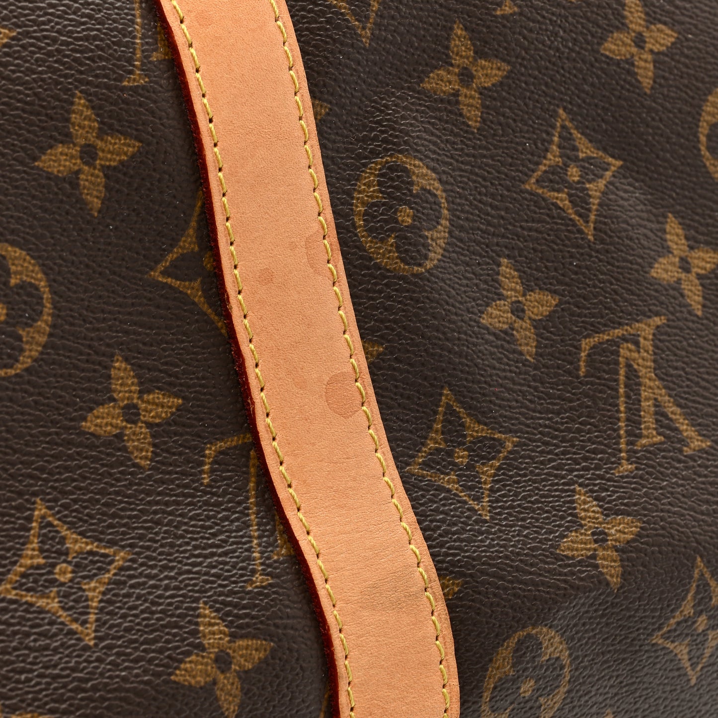 LOUIS VUITTON Monogram Keepall Bandouliere 55