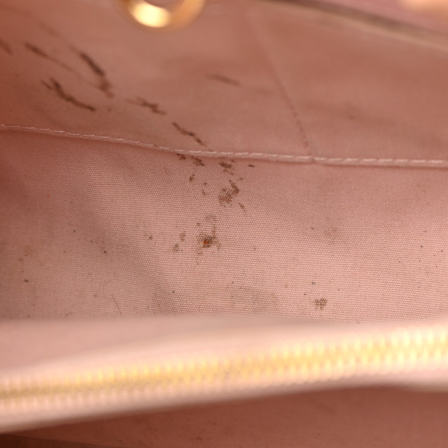 Louis Vuitton Vernis Montaigne BB Rose Ballerine 16 of 20