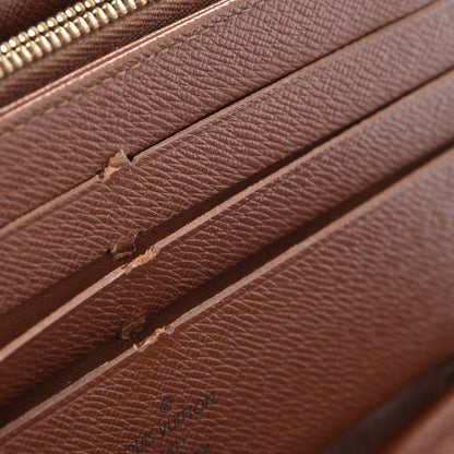 Louis Vuitton Monogram Zippy Organizer Wallet 13 of 16